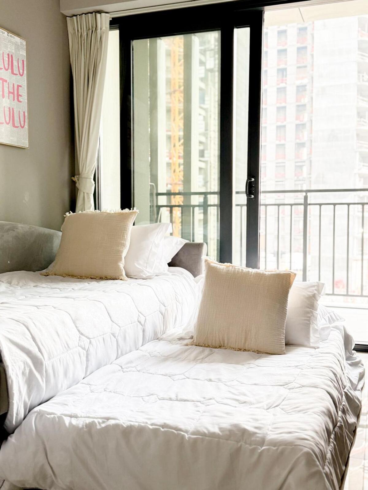 Sunset Balcony - Sleeps 4 - Water View - Pool N Gym - 1br *