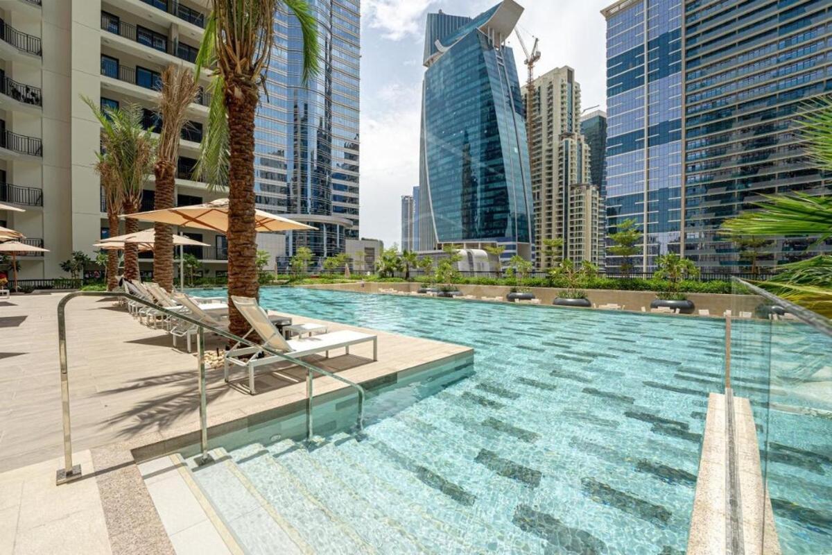 Sunset Balcony - Sleeps 4 - Water View - Pool N Gym - 1br *